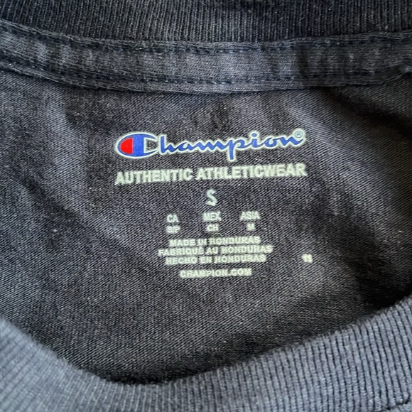 Men’s champion graphic long sleeve tees - Picture 5 of 7